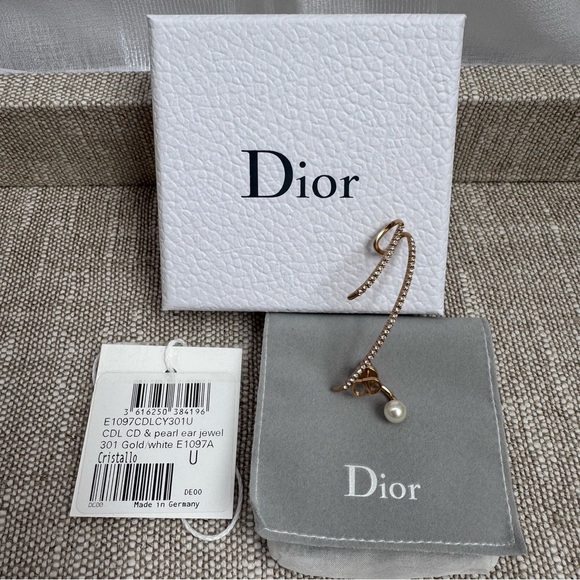 Dior Clair D Lune Pearl Single Ear Jewelry (Left Ear Only) - Picture 1 of 7